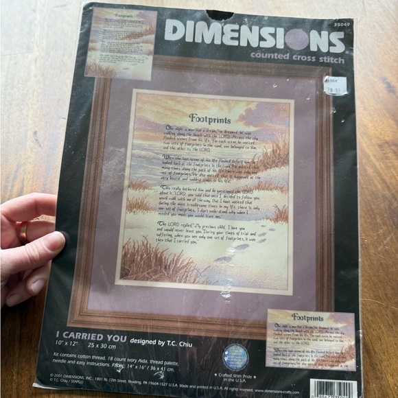 Dimensions Counted Cross Stitch Kit - Footprints Design - Picture 1 of 7
